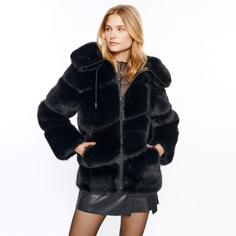 FAUX FUR MANTEL NAOMI