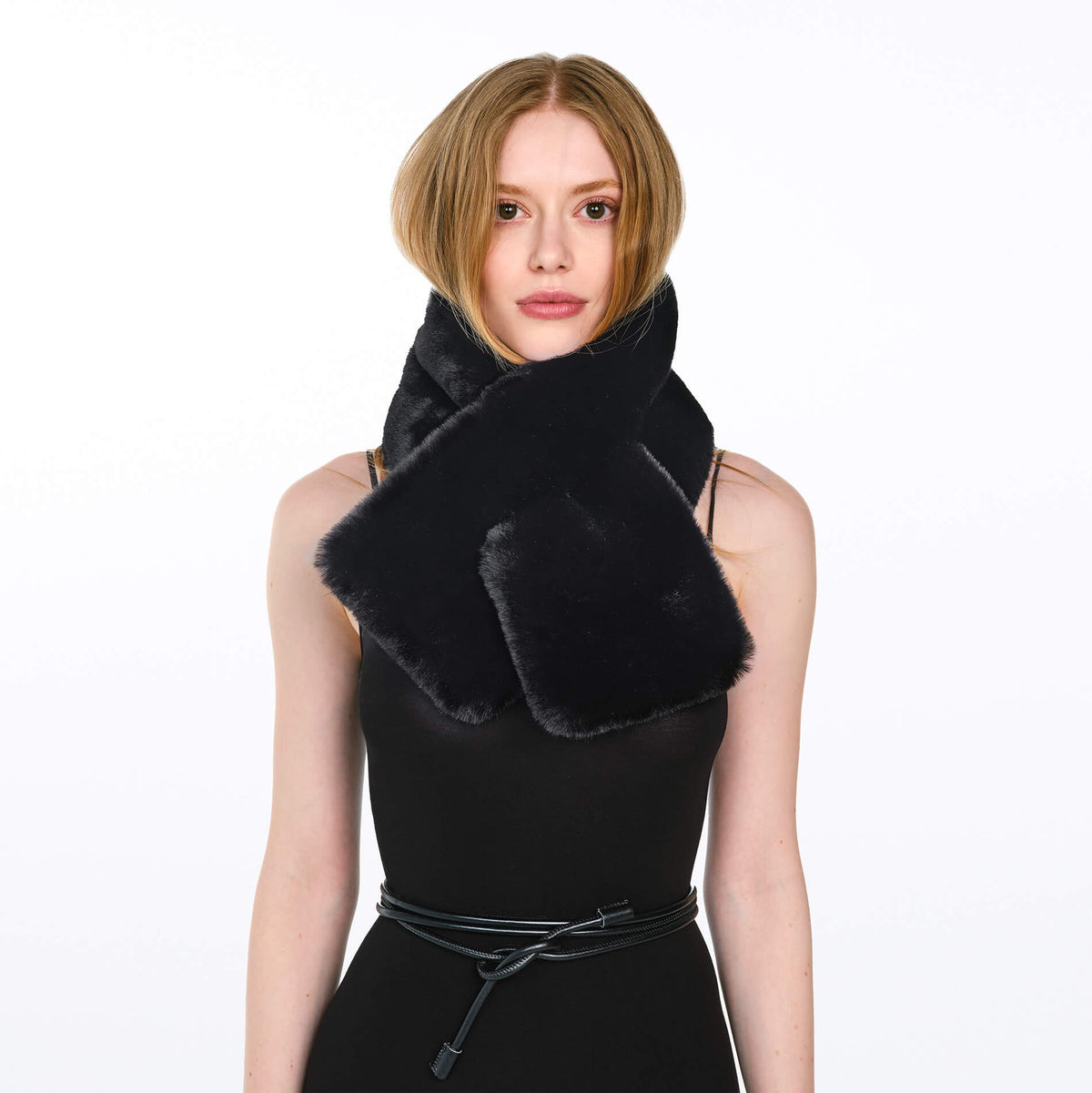 BLACK FAUX FUR SCARF