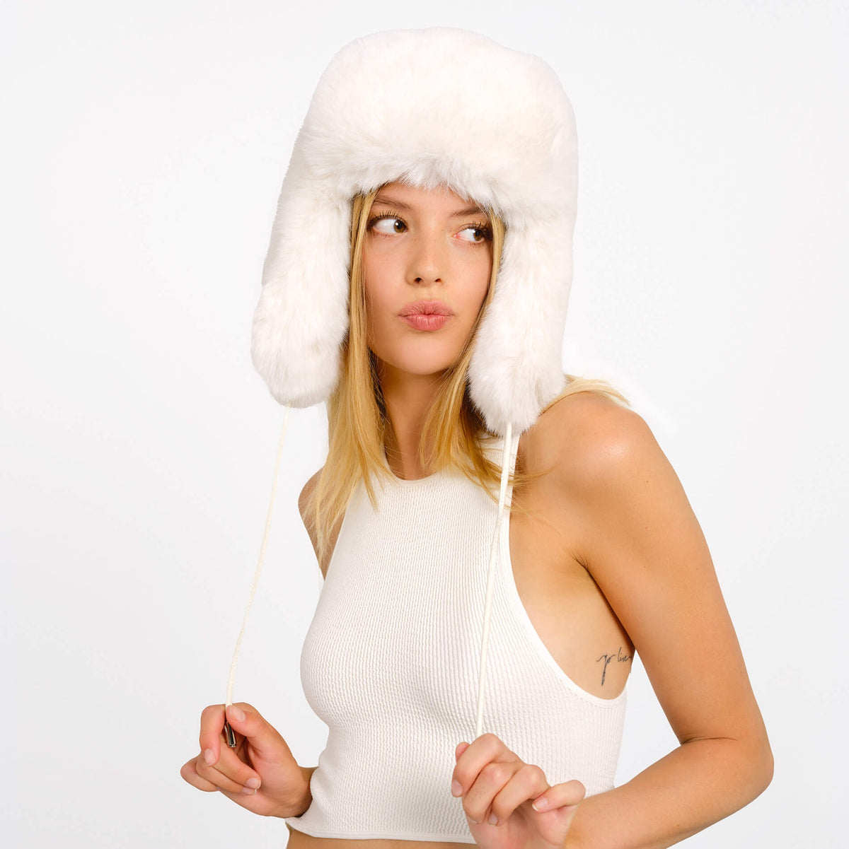 FAUX FUR HAT